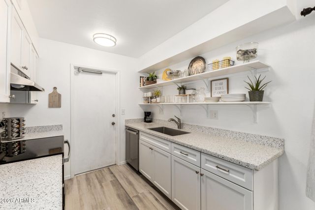 17639 N 99TH Drive, Sun City, AZ 85373