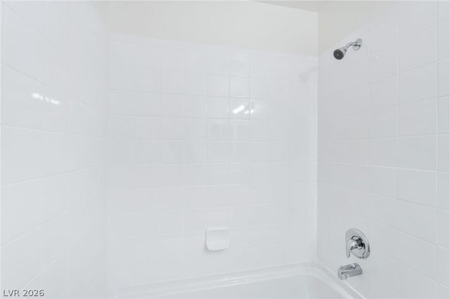 230 Mission Catalina Lane 202, Las Vegas, NV 89107