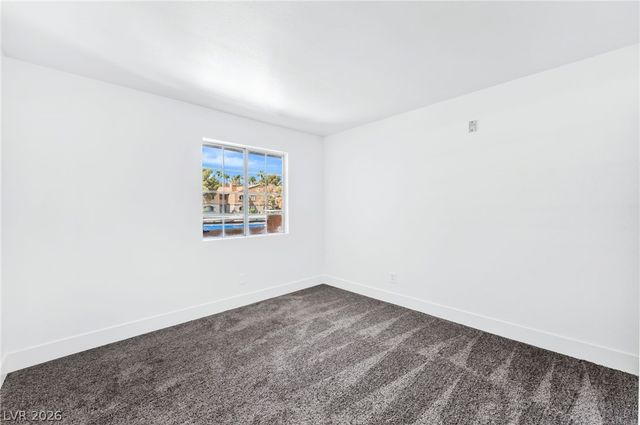 230 Mission Catalina Lane 202, Las Vegas, NV 89107