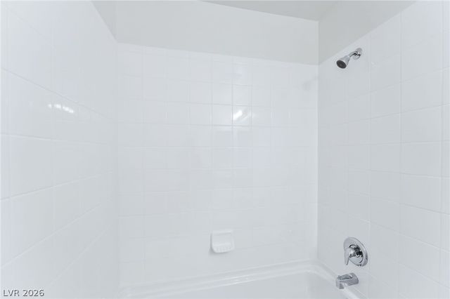 230 Mission Catalina Lane 202, Las Vegas, NV 89107