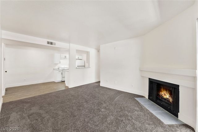 230 Mission Catalina Lane 202, Las Vegas, NV 89107
