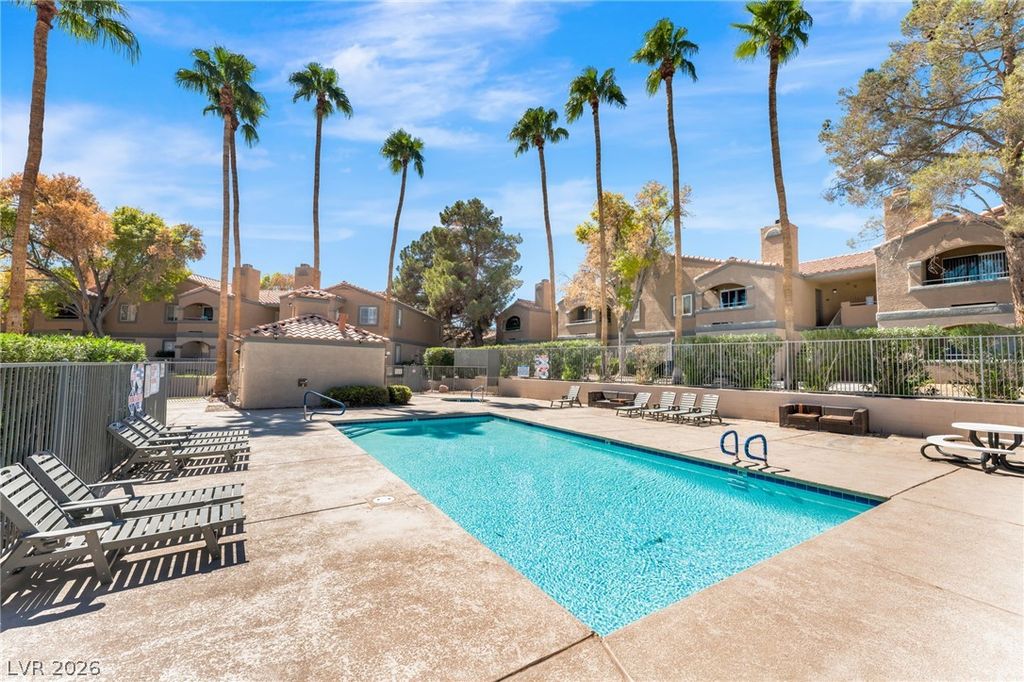 230 Mission Catalina Lane 202, Las Vegas, NV 89107 — photo 2