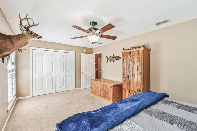 1712 Hawkins Cove Dr, Jacksonville, FL 32246