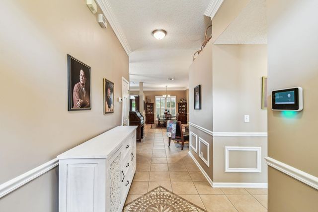 1712 Hawkins Cove Dr, Jacksonville, FL 32246