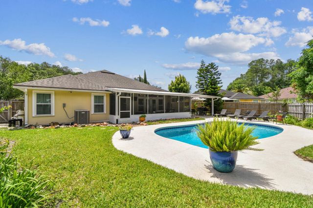1712 Hawkins Cove Dr, Jacksonville, FL 32246