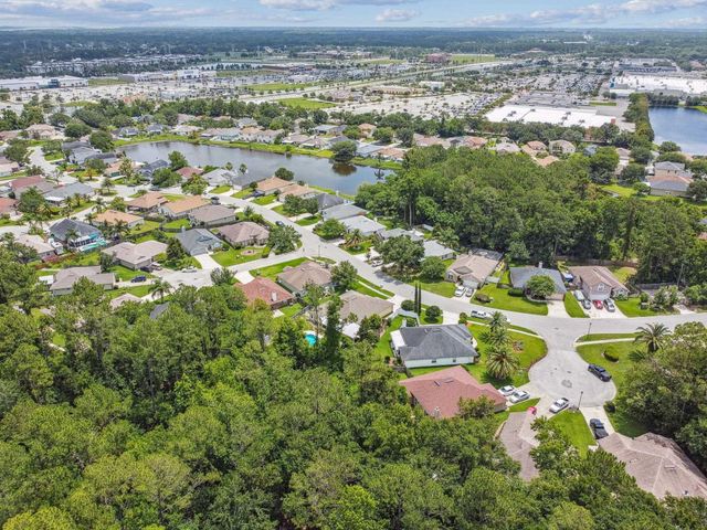 1712 Hawkins Cove Dr, Jacksonville, FL 32246