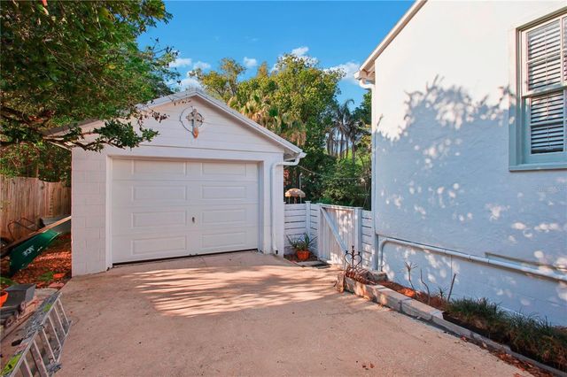 1408 OAKLEY STREET, Orlando, FL 32806