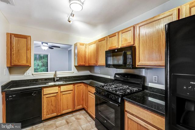 6604 NETTIES LN #1204, Alexandria, VA 22315