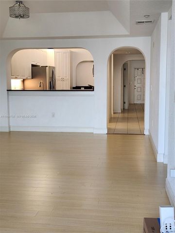 10710 NW 66th St 402, Doral, FL 33178