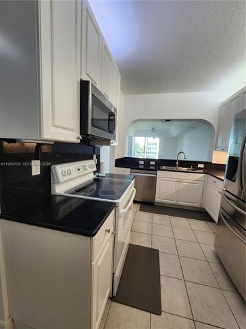 10710 NW 66th St 402, Doral, FL 33178