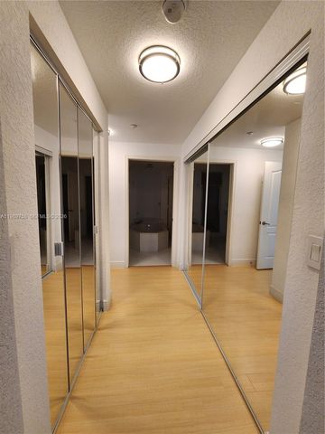 10710 NW 66th St 402, Doral, FL 33178