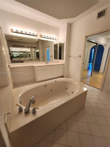 10710 NW 66th St 402, Doral, FL 33178