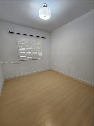 10710 NW 66th St 402, Doral, FL 33178