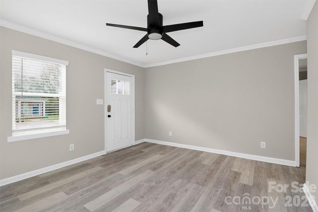 112 Oregon Street, Charlotte, NC 28208