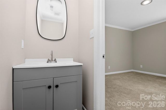 112 Oregon Street, Charlotte, NC 28208