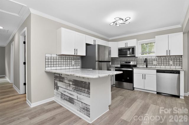 112 Oregon Street, Charlotte, NC 28208