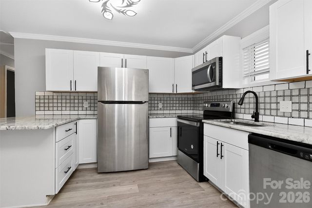 112 Oregon Street, Charlotte, NC 28208