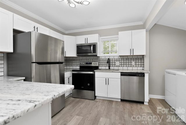 112 Oregon Street, Charlotte, NC 28208