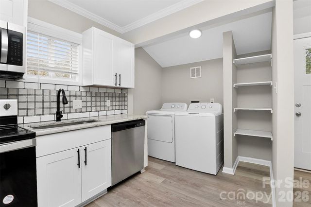 112 Oregon Street, Charlotte, NC 28208