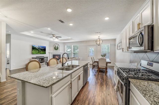4299 Roaring Timber Drive, Conroe, TX 77304