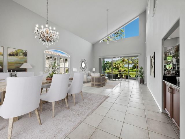 8737 PEBBLE CREEK LANE, Sarasota, FL 34238