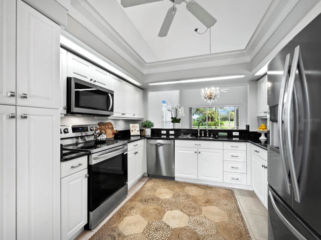 8737 PEBBLE CREEK LANE, Sarasota, FL 34238