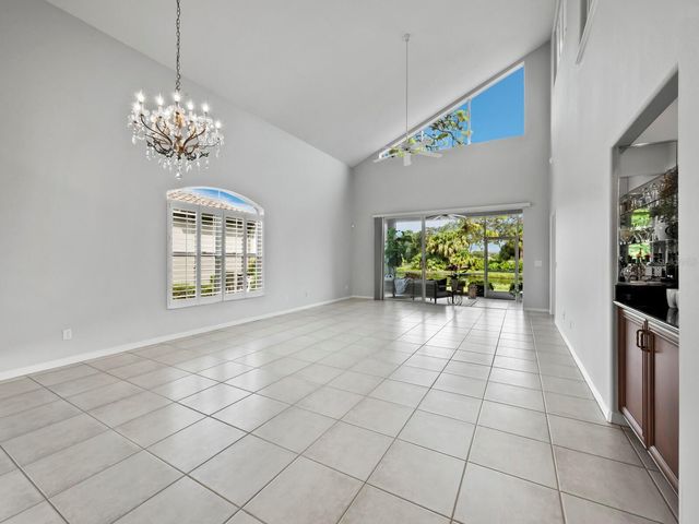8737 PEBBLE CREEK LANE, Sarasota, FL 34238