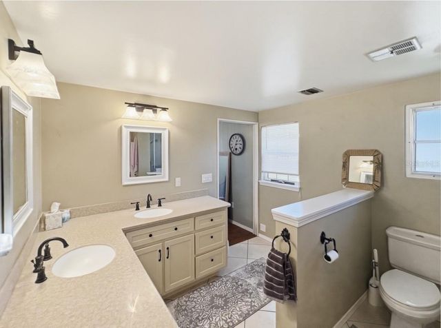 11 S BOBWHITE ROAD, Wildwood, FL 34785