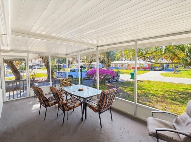 11 S BOBWHITE ROAD, Wildwood, FL 34785