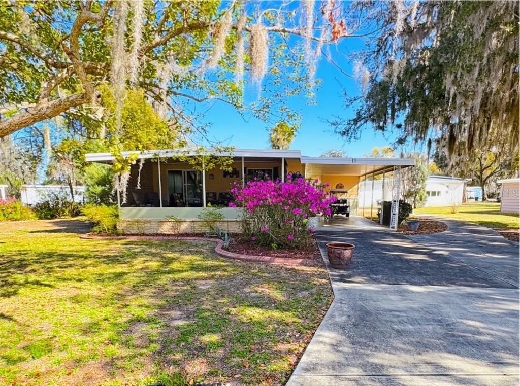 11 S BOBWHITE ROAD, Wildwood, FL 34785