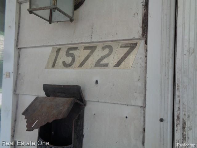 15727 Parkside Street, Detroit, MI 48238