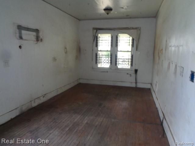 15727 Parkside Street, Detroit, MI 48238
