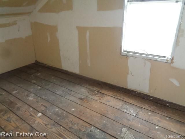 15727 Parkside Street, Detroit, MI 48238