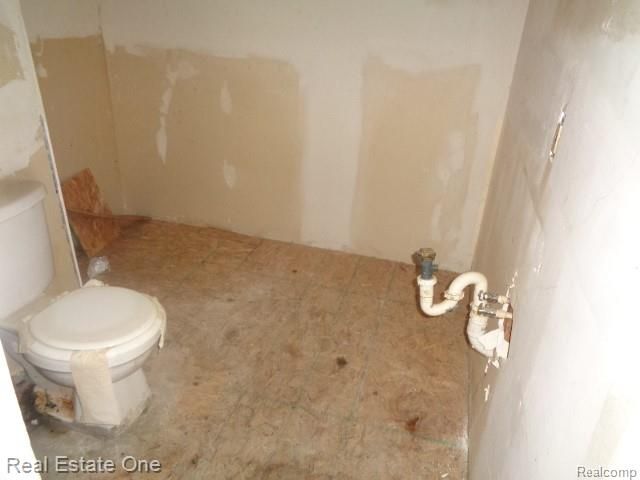 15727 Parkside Street, Detroit, MI 48238
