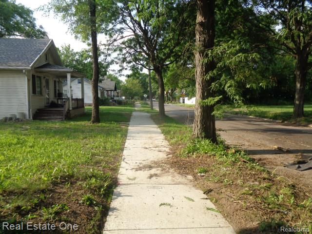 15727 Parkside Street, Detroit, MI 48238