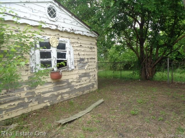 15727 Parkside Street, Detroit, MI 48238
