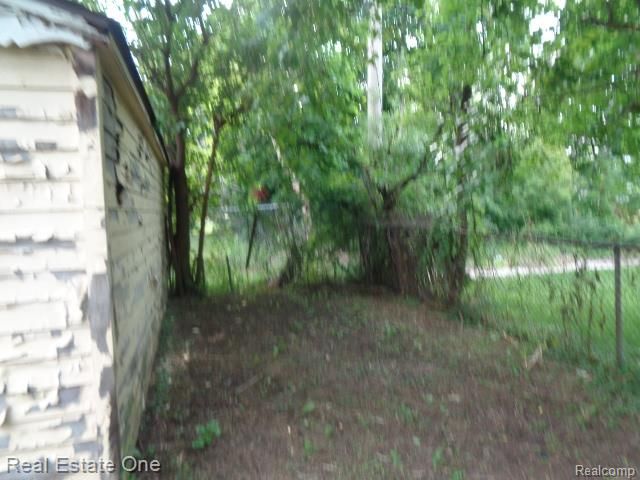 15727 Parkside Street, Detroit, MI 48238