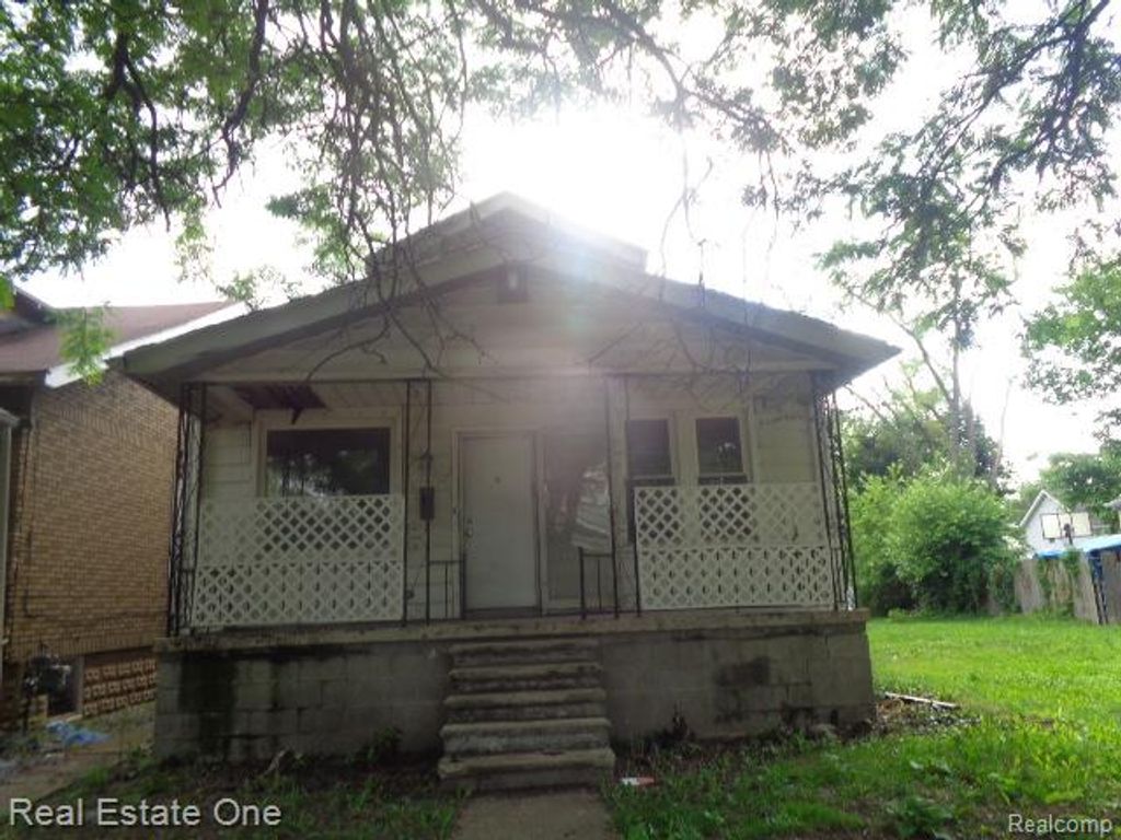 15727 Parkside Street, Detroit, MI 48238