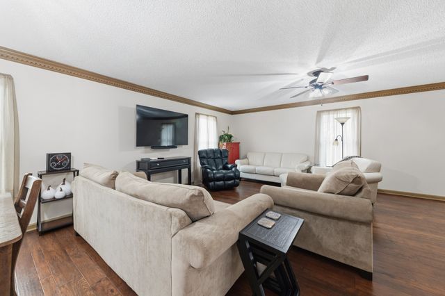 2644 Scribners Mill Rd, Culleoka, TN 38451