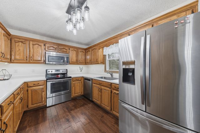 2644 Scribners Mill Rd, Culleoka, TN 38451