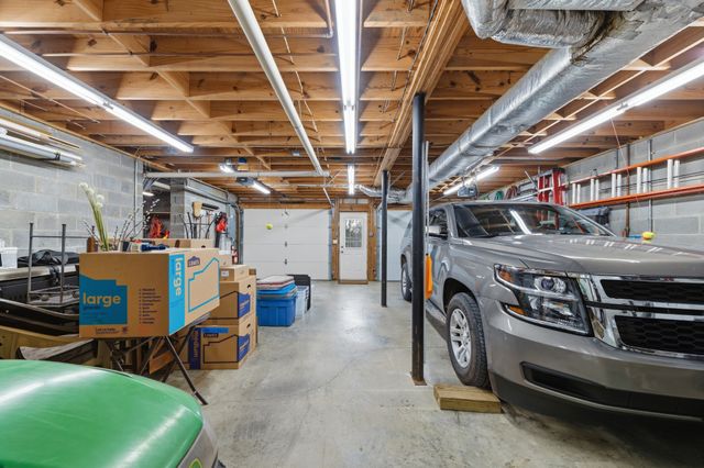 2644 Scribners Mill Rd, Culleoka, TN 38451