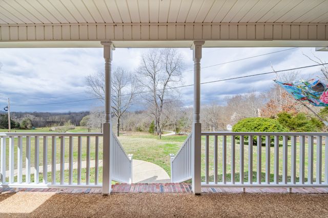 2644 Scribners Mill Rd, Culleoka, TN 38451