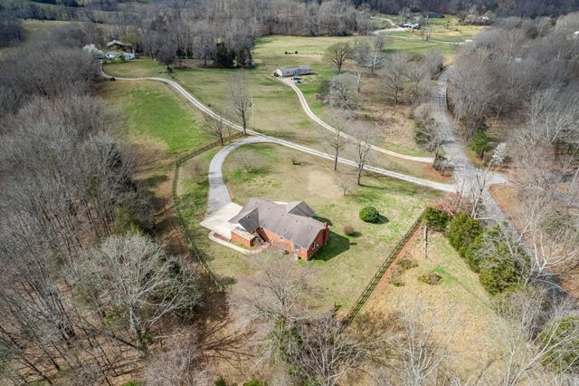 2644 Scribners Mill Rd, Culleoka, TN 38451