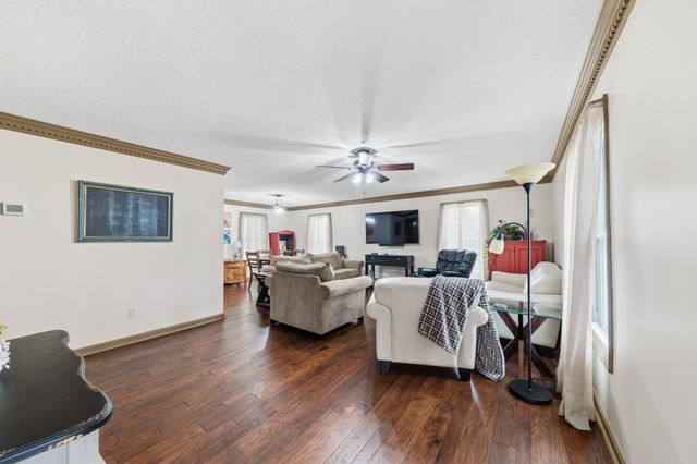 2644 Scribners Mill Rd, Culleoka, TN 38451