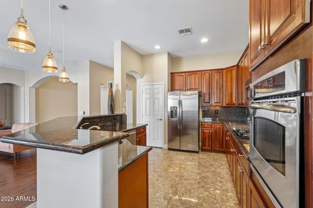 13634 W CARIBBEAN Lane, Surprise, AZ 85379