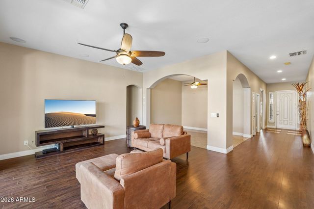13634 W CARIBBEAN Lane, Surprise, AZ 85379