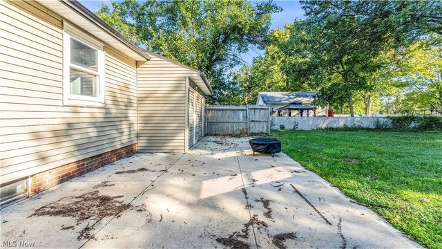 5861 Stearns Road, North Olmsted, OH 44070