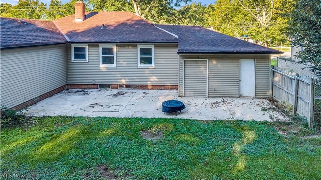 5861 Stearns Road, North Olmsted, OH 44070