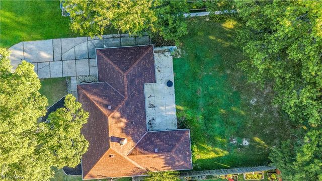 5861 Stearns Road, North Olmsted, OH 44070