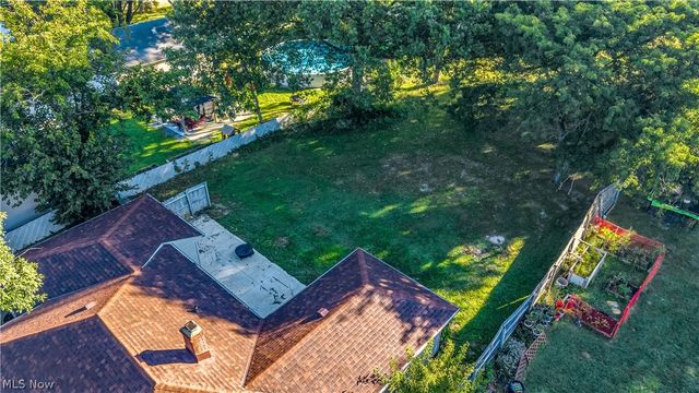 5861 Stearns Road, North Olmsted, OH 44070
